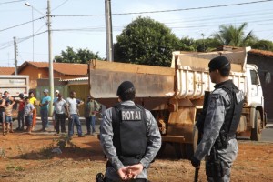 Demolição: famílias perdem casa em reintegração de posse