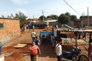 Demolição: famílias perdem casa em reintegração de posse