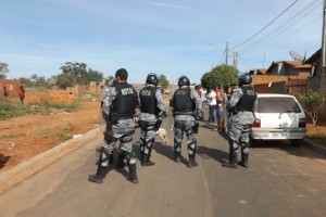 Demolição: famílias perdem casa em reintegração de posse