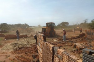 Demolição: famílias perdem casa em reintegração de posse