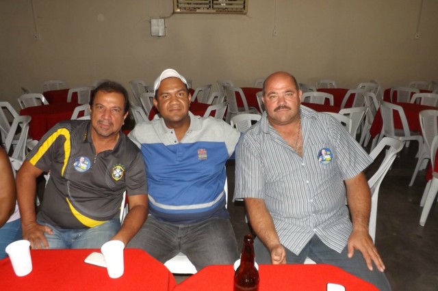 Associação da PM e Bombeiros de MS celebra 50 anos com almoço Associação da PM e Bombeiros de MS celebra 50 anos com almoço