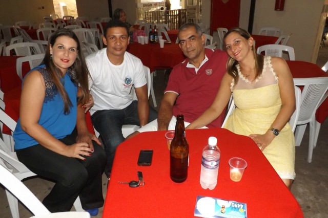 Associação da PM e Bombeiros de MS celebra 50 anos com almoço Associação da PM e Bombeiros de MS celebra 50 anos com almoço