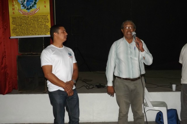 Associação da PM e Bombeiros de MS celebra 50 anos com almoço Associação da PM e Bombeiros de MS celebra 50 anos com almoço