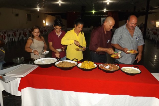 Associação da PM e Bombeiros de MS celebra 50 anos com almoço Associação da PM e Bombeiros de MS celebra 50 anos com almoço
