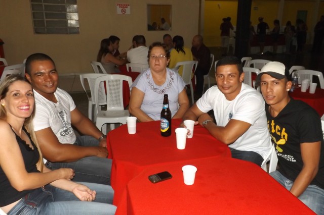 Associação da PM e Bombeiros de MS celebra 50 anos com almoço Associação da PM e Bombeiros de MS celebra 50 anos com almoço