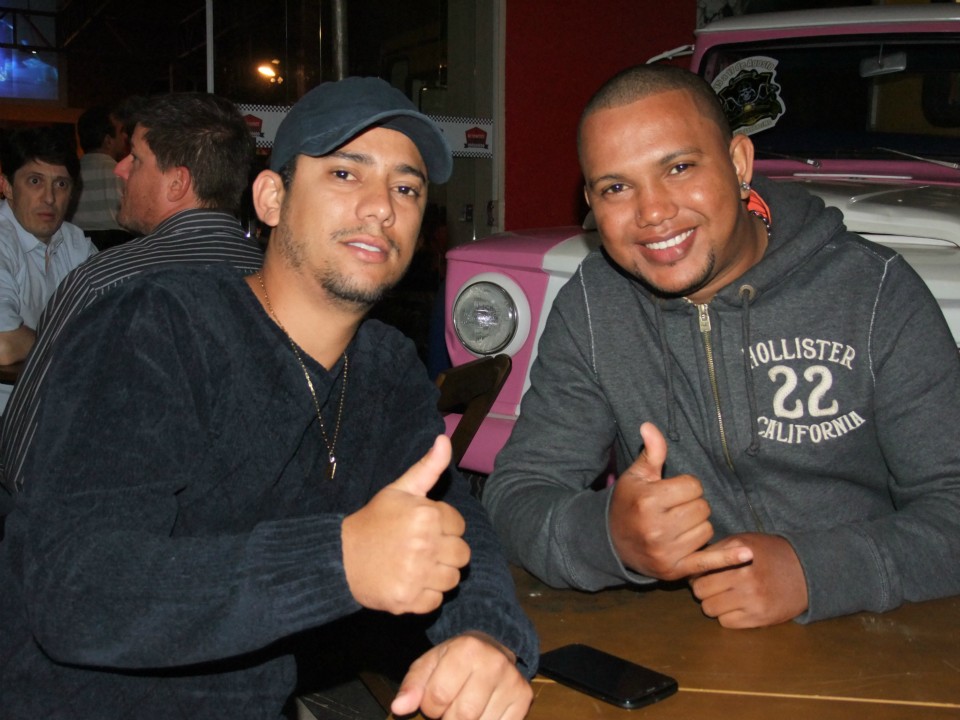 Lançamento do Motoshow aconteceu no desmanche Lançamento do Motoshow aconteceu no desmanche