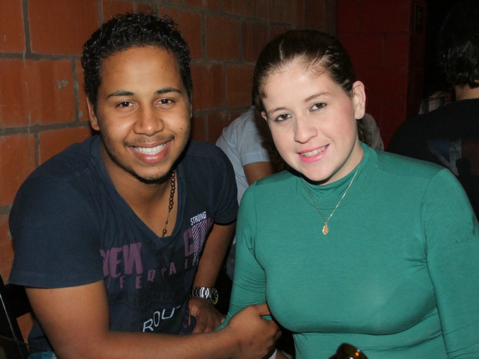 Lançamento do Motoshow aconteceu no desmanche Lançamento do Motoshow aconteceu no desmanche