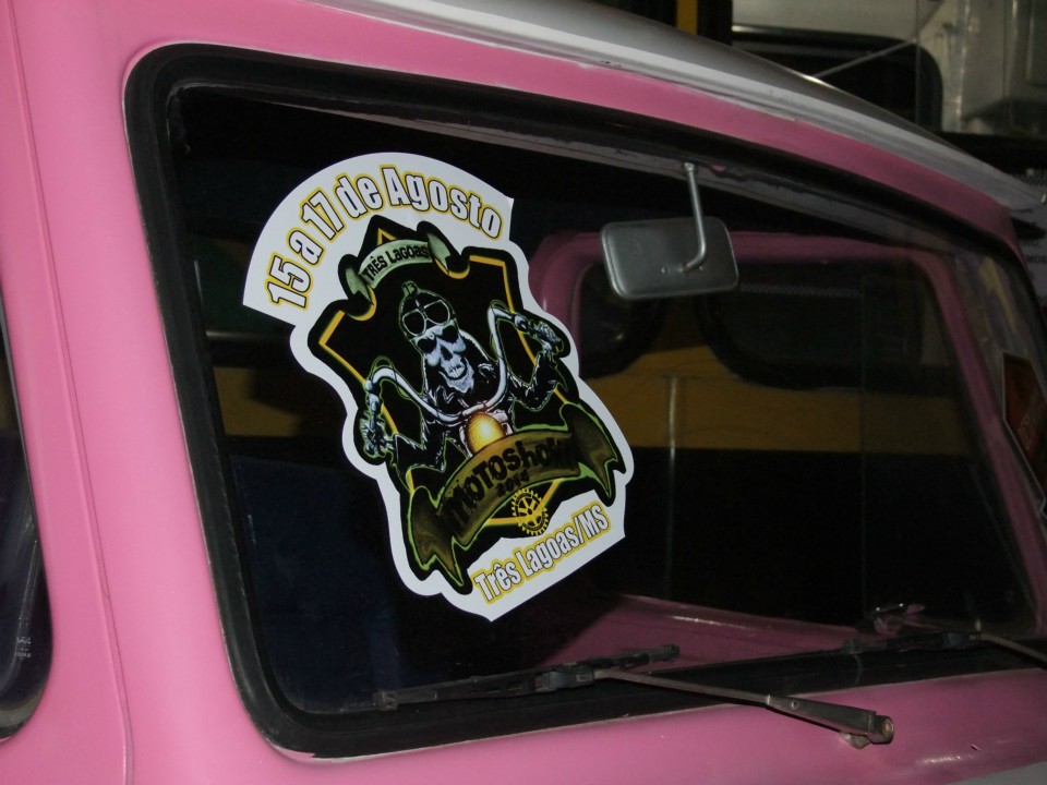 Lançamento do Motoshow aconteceu no desmanche Lançamento do Motoshow aconteceu no desmanche