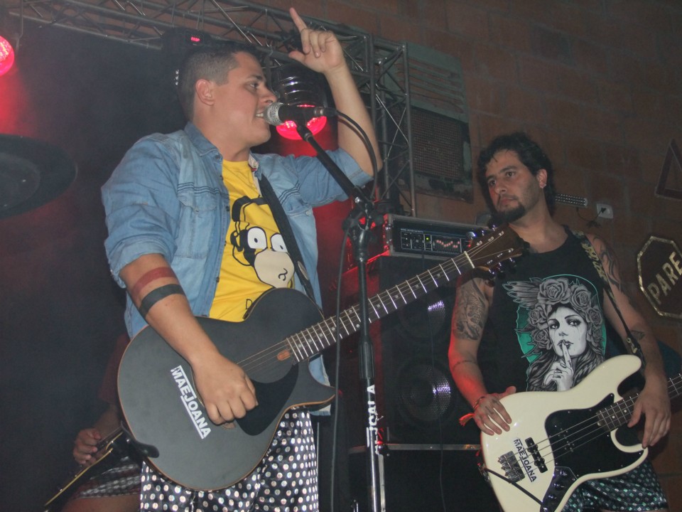 Lançamento do Motoshow aconteceu no desmanche Lançamento do Motoshow aconteceu no desmanche