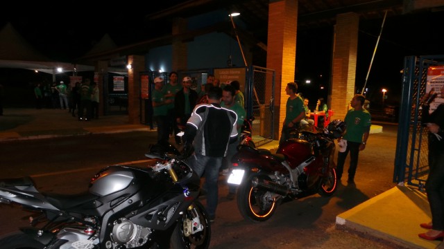 Abertura do evento atraiu bom público para o Arena Mix