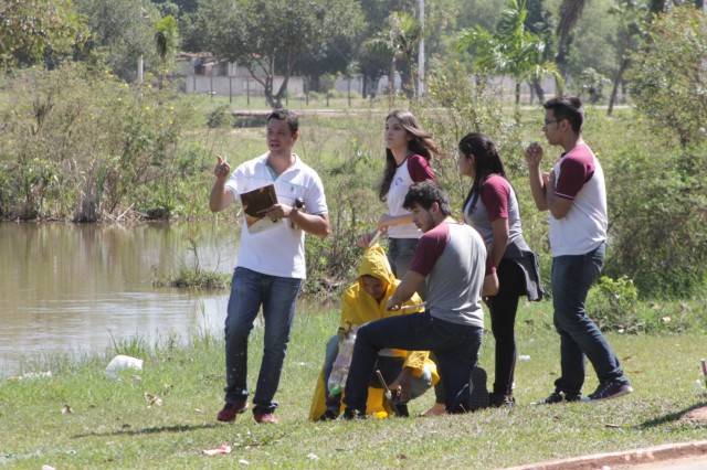 Colégio Exitus realiza “lançamento de foguetes” na Lagoa Maior