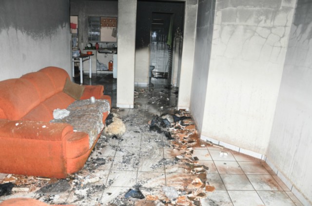 Homem coloca fogo na casa após desentendimento familiar