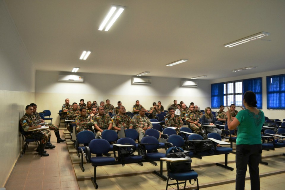 PMA realiza curso de identificação de madeira, em parceria com o Instituto de Florestas de São Paulo