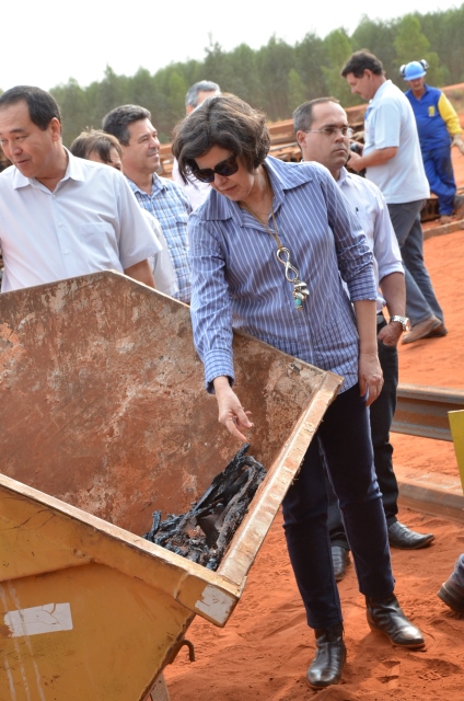 Prefeita faz visita técnica às obras do Contorno Ferroviário