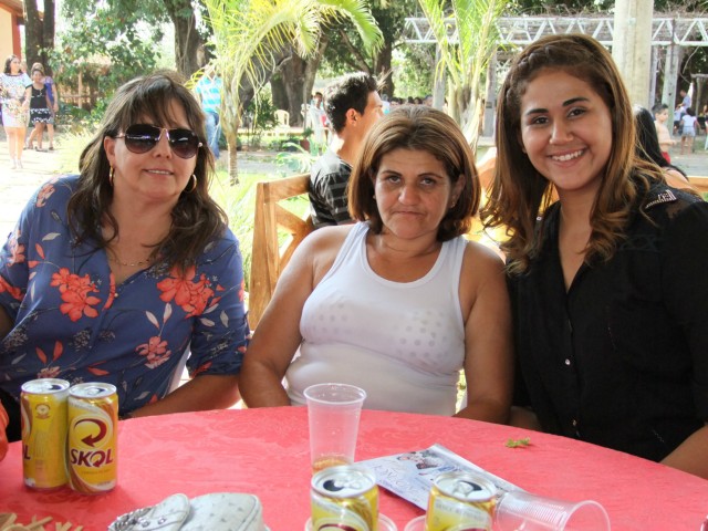 Festa do Garçom reúne mais de 500 pessoas em Três Lagoas