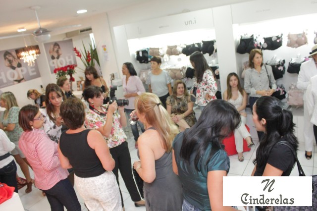 Coquetel no Pimenta Doce apresenta a clientes e patrocinadores Nelma Penteado Coquetel no Pimenta Doce apresenta a clientes e patrocinadores Nelma Penteado