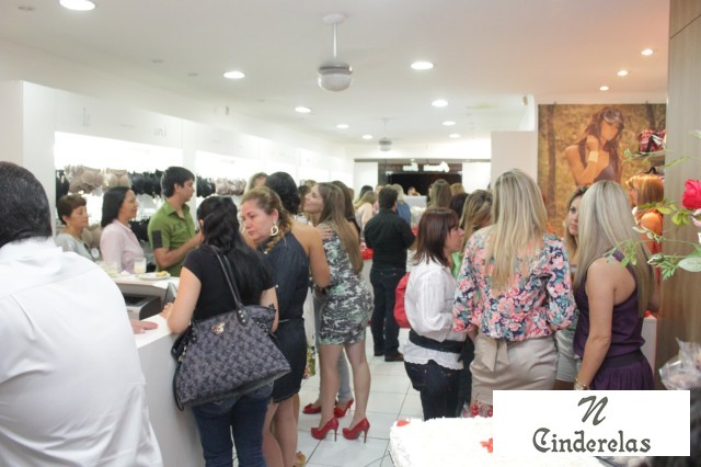 Coquetel no Pimenta Doce apresenta a clientes e patrocinadores Nelma Penteado Coquetel no Pimenta Doce apresenta a clientes e patrocinadores Nelma Penteado