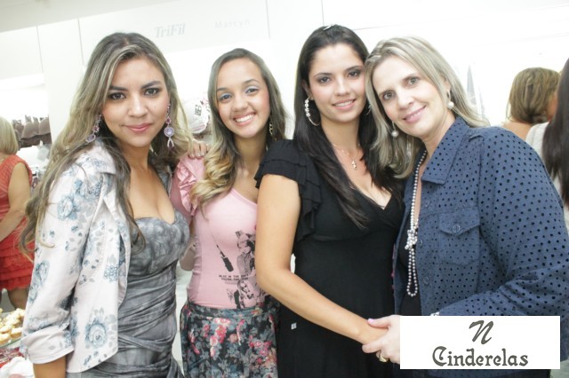 Coquetel no Pimenta Doce apresenta a clientes e patrocinadores Nelma Penteado Coquetel no Pimenta Doce apresenta a clientes e patrocinadores Nelma Penteado