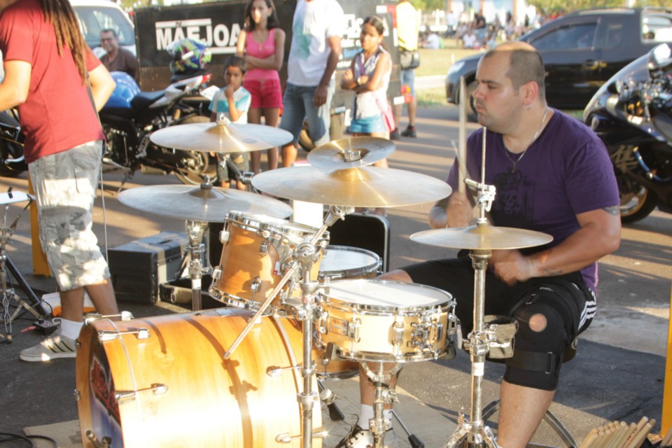 Muita adrenalina e emoção marca apresentação da equipe de Jorge Negretti em Três Lagoas Muita adrenalina e emoção marca apresentação da equipe de Jorge Negretti em Três Lagoas