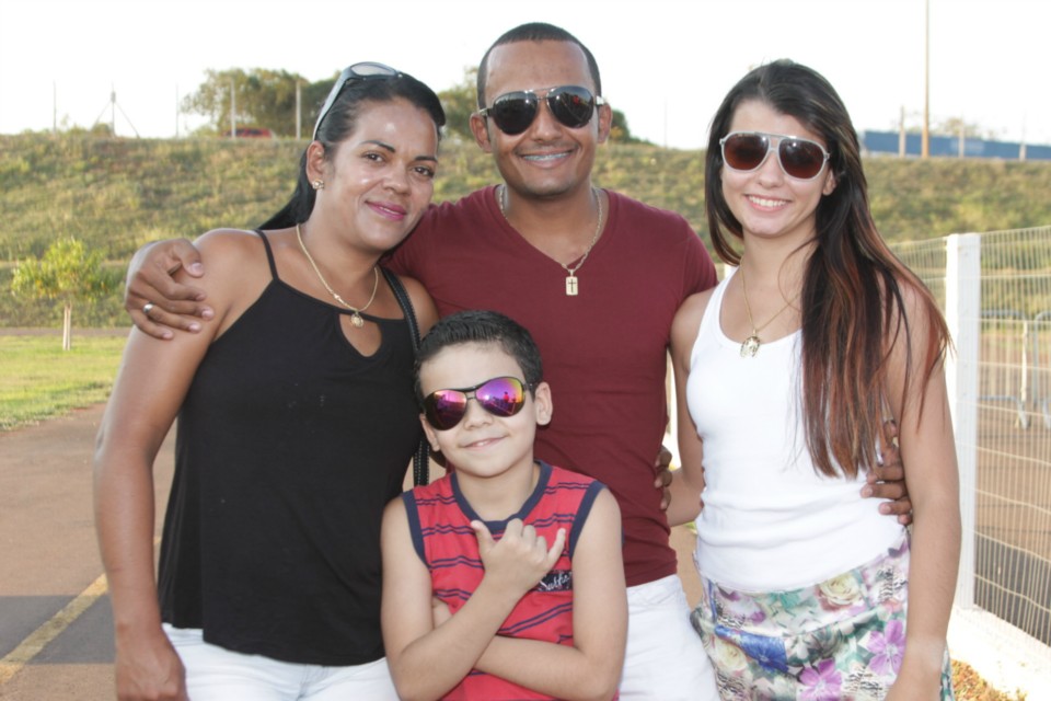 Muita adrenalina e emoção marca apresentação da equipe de Jorge Negretti em Três Lagoas Muita adrenalina e emoção marca apresentação da equipe de Jorge Negretti em Três Lagoas