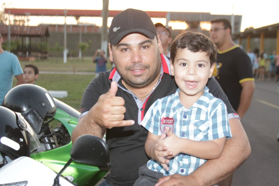 Muita adrenalina e emoção marca apresentação da equipe de Jorge Negretti em Três Lagoas Muita adrenalina e emoção marca apresentação da equipe de Jorge Negretti em Três Lagoas