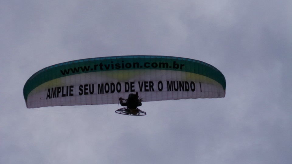 Pilotos de paramotor do Brasil e do mundo disputam Festival Aéreo em Três Lagoas