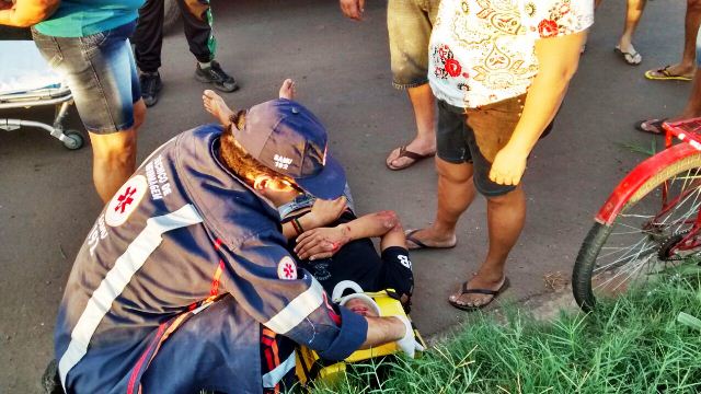 Dois ficam feridos ao caírem de bike, perto do bairro Jupiá