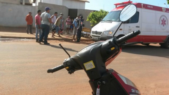 SAMU socorre condutor que sofreu queda de moto no Jardim Primaveril