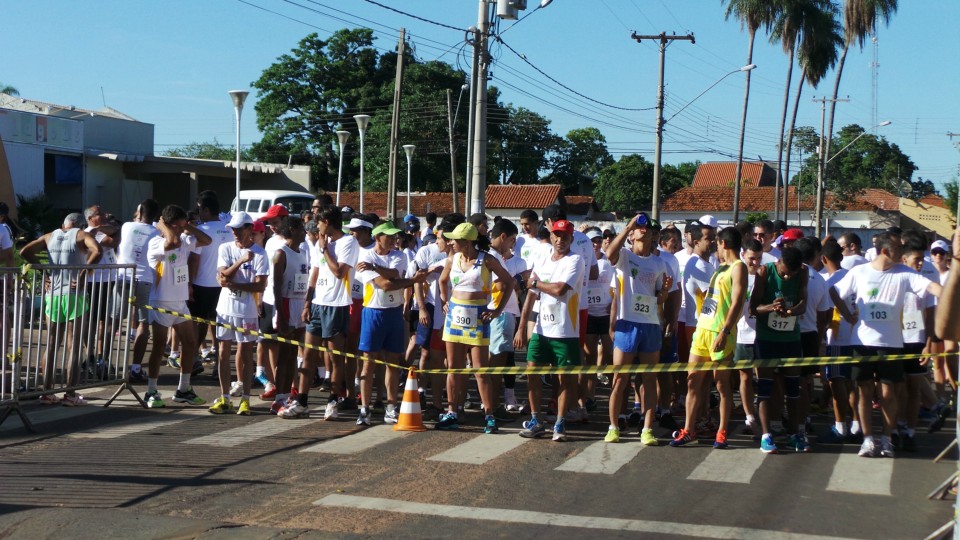 Evento da Fibria na Lagoa Maior nesta manhã reúne centenas de participantes