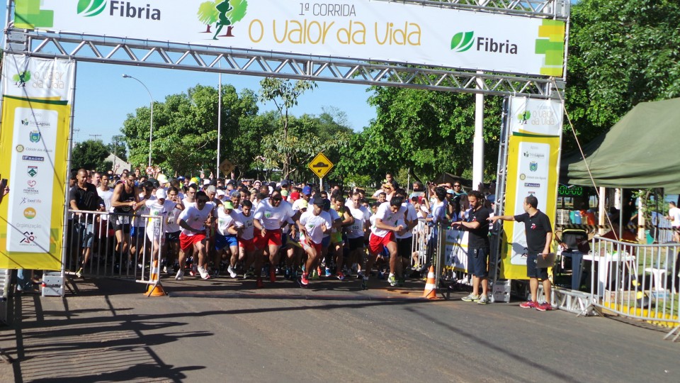 Evento da Fibria na Lagoa Maior nesta manhã reúne centenas de participantes
