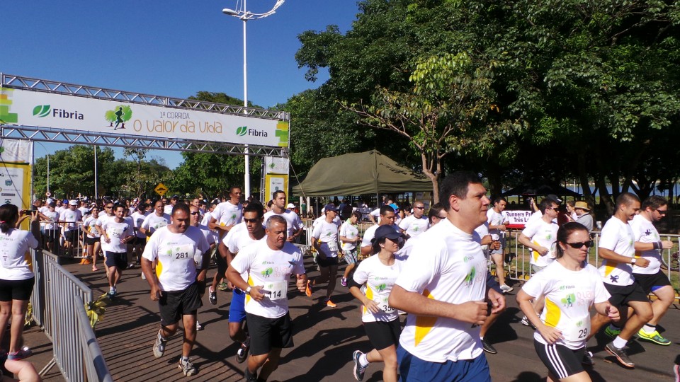 Evento da Fibria na Lagoa Maior nesta manhã reúne centenas de participantes