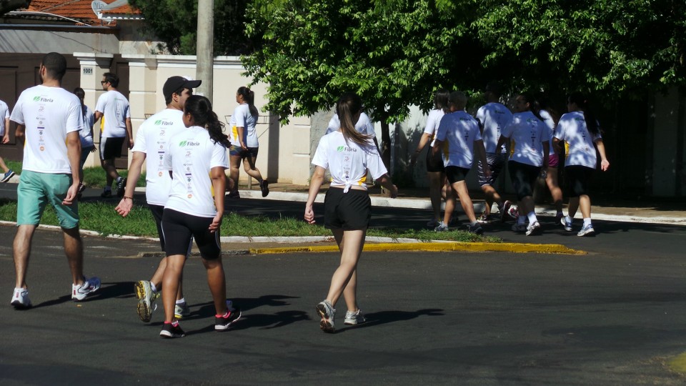 Evento da Fibria na Lagoa Maior nesta manhã reúne centenas de participantes