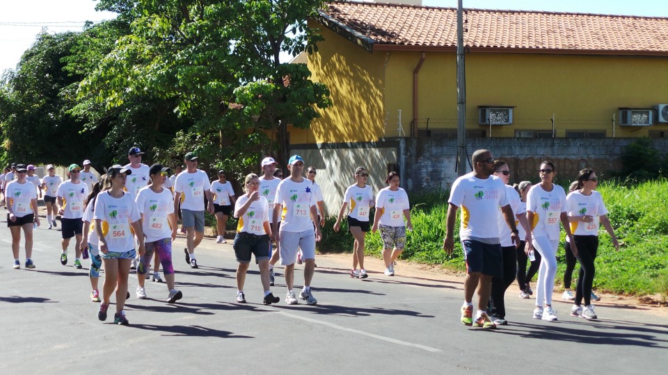 Evento da Fibria na Lagoa Maior nesta manhã reúne centenas de participantes