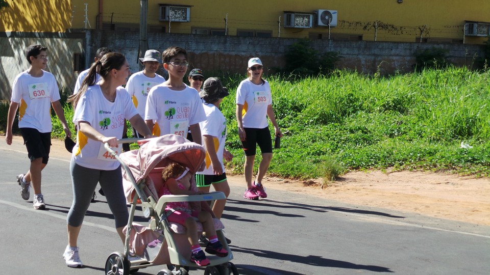 Evento da Fibria na Lagoa Maior nesta manhã reúne centenas de participantes