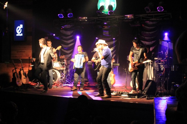 Viracopos Botequim - César & Alessandro