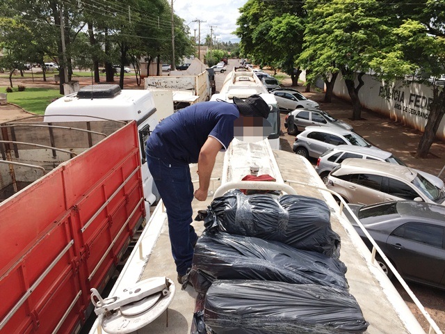 PF apreende 700 kg de cocaína em bitrem, que iria para SP