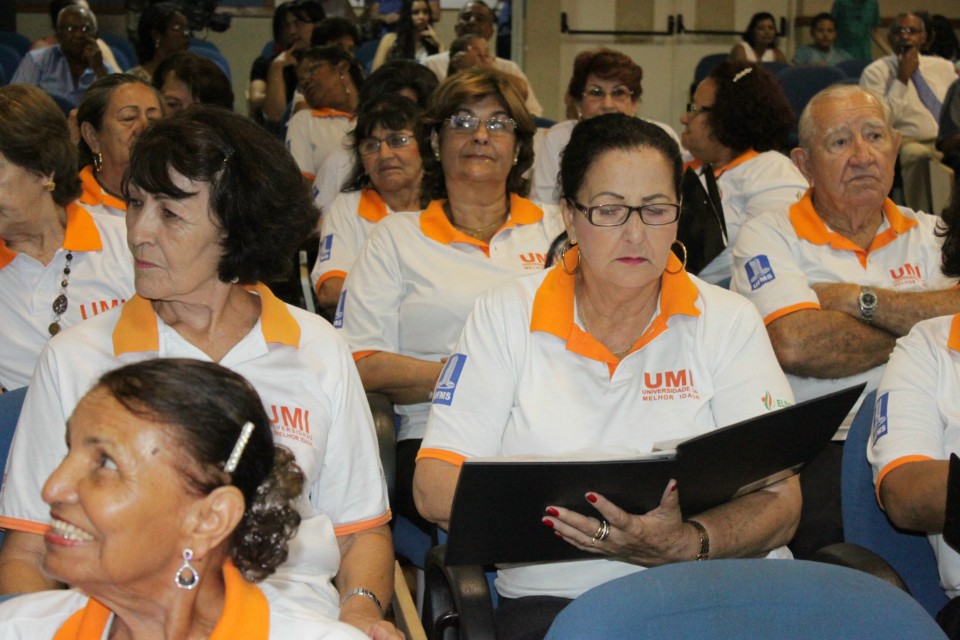 UMI forma terceira turma de alunos da Melhor Idade em Três Lagoas