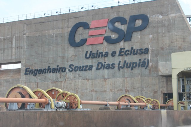 CESP realiza obras para melhoria do pavimento na Usina Jupiá