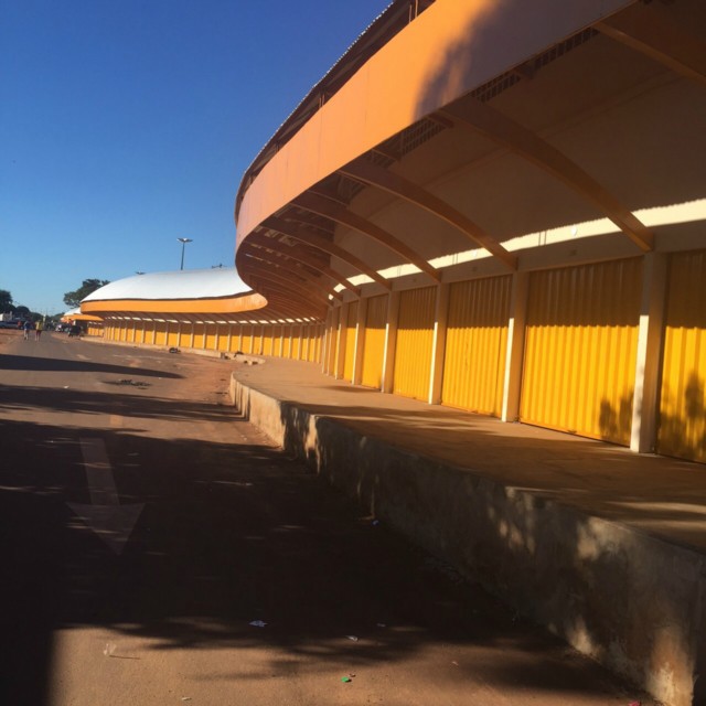 Redução na cota de compras, faz comércio da fronteira fechar as portas nesta terça-feira Redução na cota de compras, faz comércio da fronteira fechar as portas nesta terça-feira