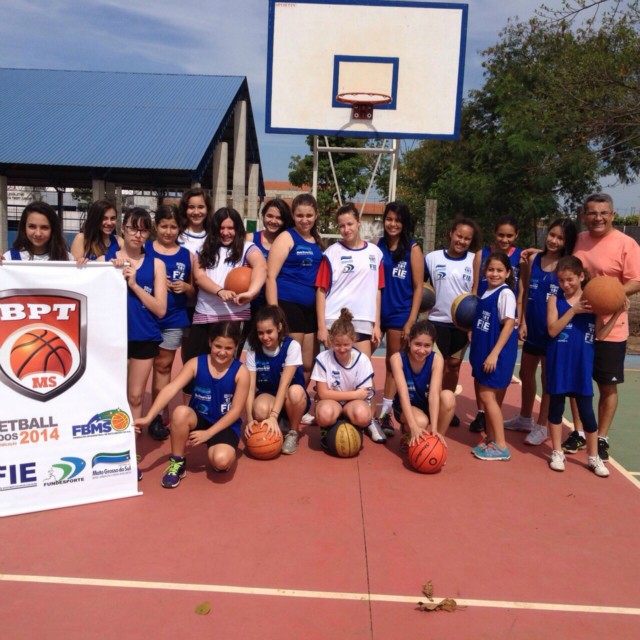 Sejuvel apoia equipes de basquete em jogos realizados no estado de São de Paulo