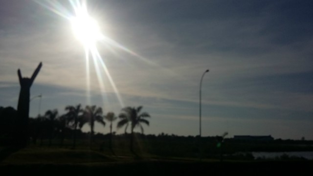 Previsão de sol com algumas nuvens e não chove hoje em Três Lagoas