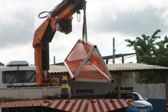 Sede do 2° BPM começa a instalar torre de recepção do projeto de vídeomonitoramento