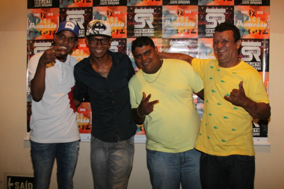 Show de Mano Brow lota casa noturna em Três Lagoas