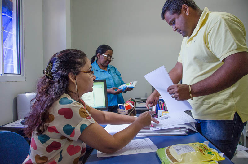 Cinco empresas ganham licitação para alimentação escolar