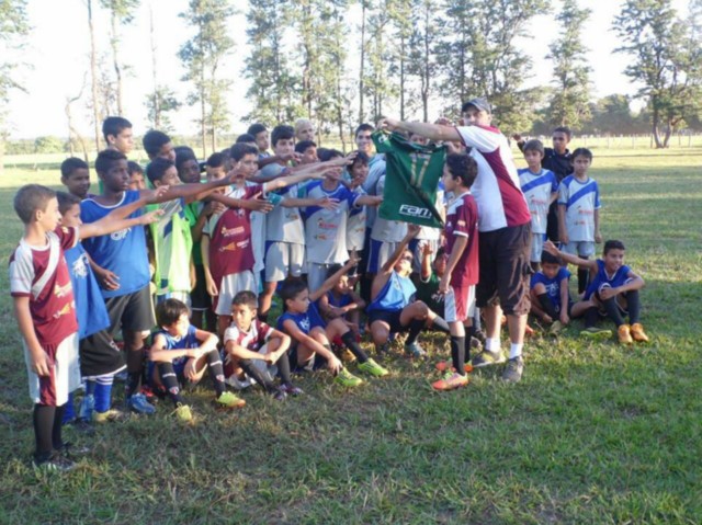 Camisa usada nas finais do Paulistão será leiloada por projeto social de MS