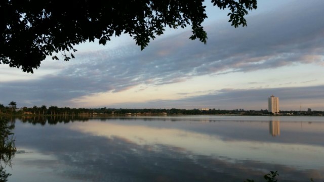 Com algumas nuvens, porém não há possibilidade de chuva em Três Lagoas