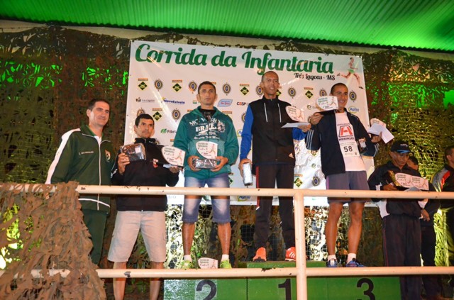 Com mais de 450 competidores, 1ªCorrida da Infantaria premia 12 vencedores