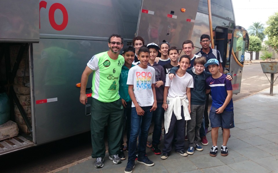 Equipes de futsal representam Três Lagoas nos JEMS