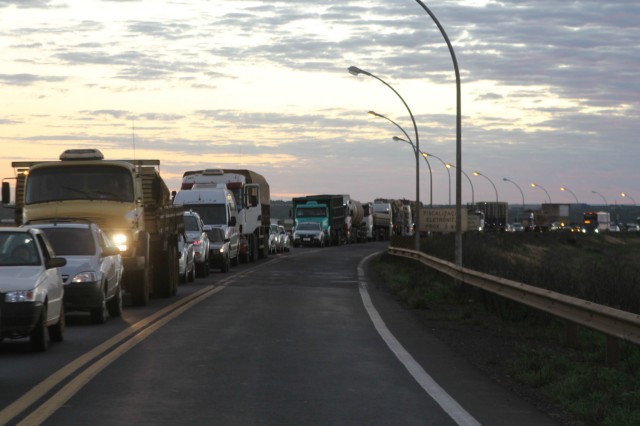 Três trabalhadores ficam feridos em acidente sobre a barragem do Jupiá