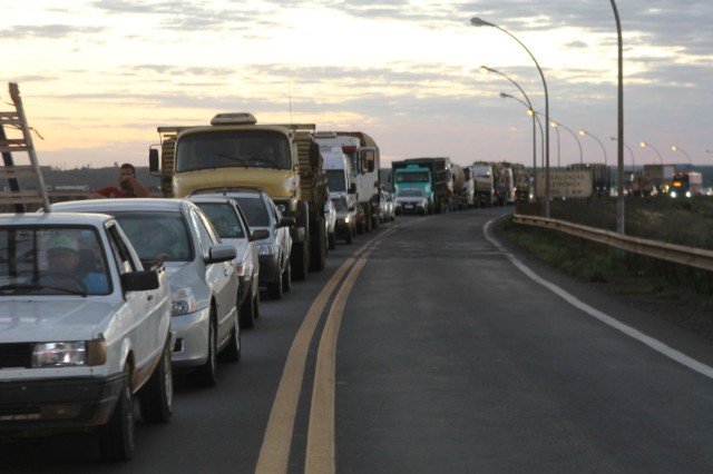 Três trabalhadores ficam feridos em acidente sobre a barragem do Jupiá